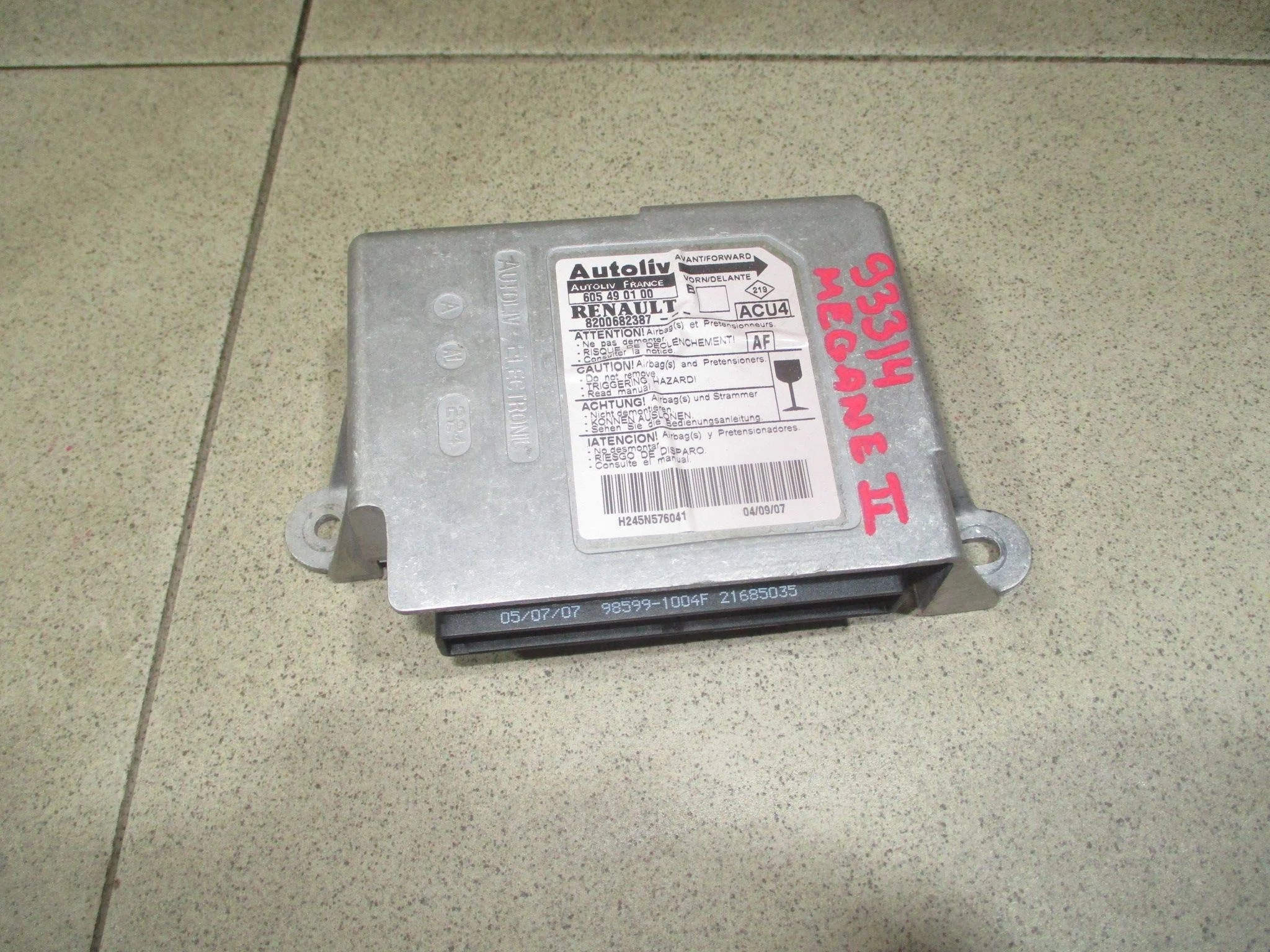 блок управления air bag Renault Megane II 2002-2009