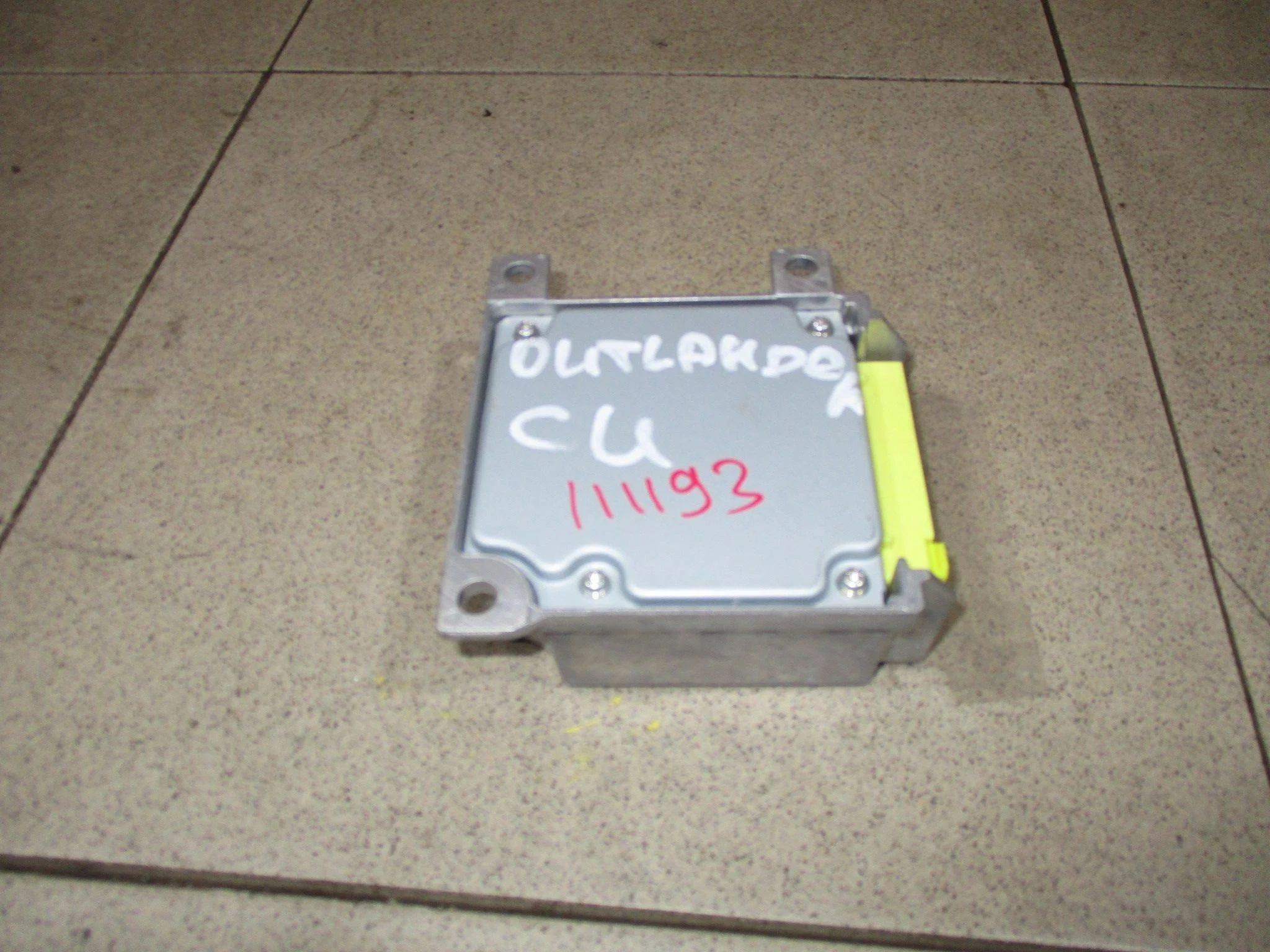 Блок управления AIR BAG Mitsubishi Outlander (CU) 2003-2009