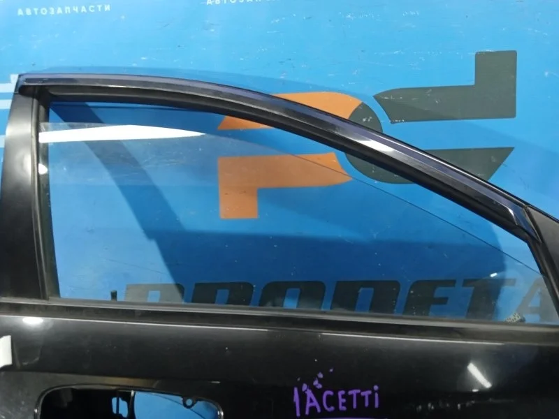 Стекло двери переднее правое Chevrolet Lacetti