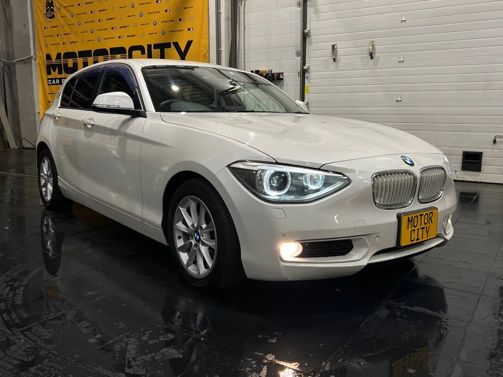 В разбор из японии BMW 116i 2012 F20