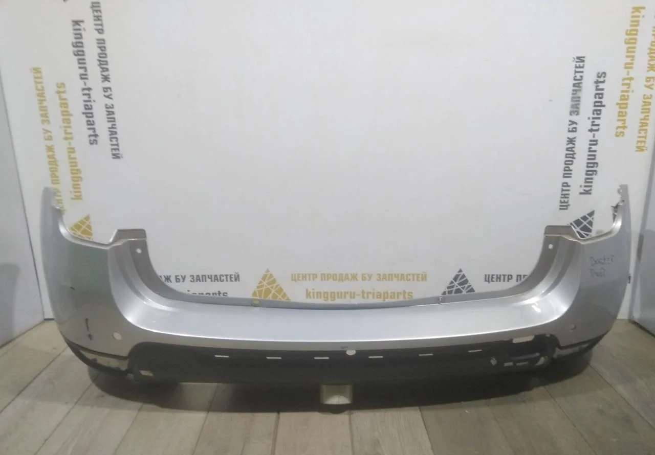 Бампер задний бу Renault Duster рестайлинг OEM 850225435R