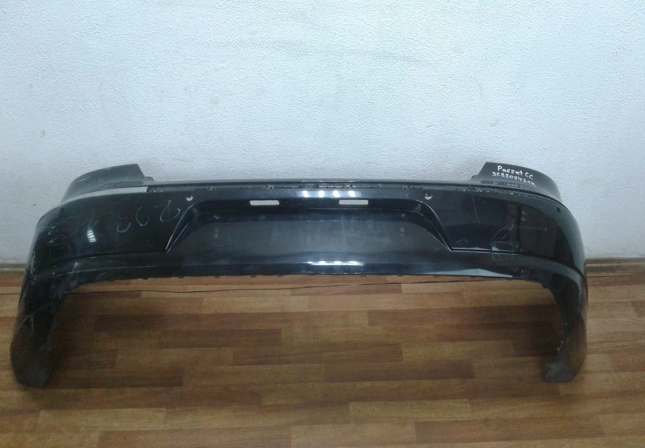 Бампер задний Volkswagen Passat CC oem 3c8807421k (трещина)