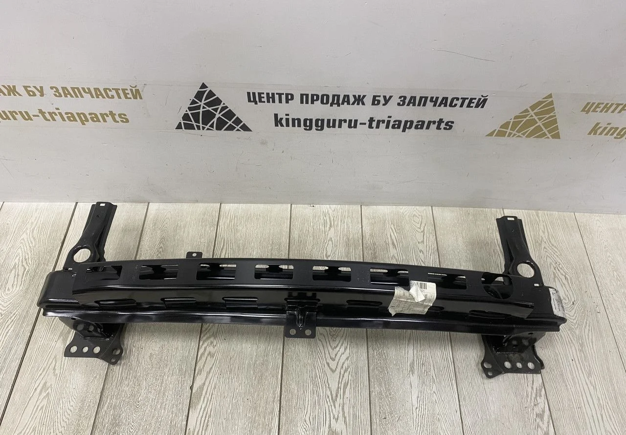 Усилитель переднего бампера Volkswagen Golf 6 2009 OEM 5K0807109M