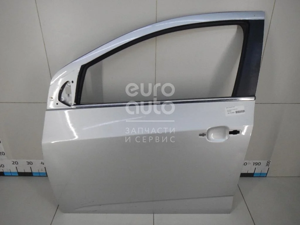 Дверь передняя левая Chevrolet Aveo T300  95940507