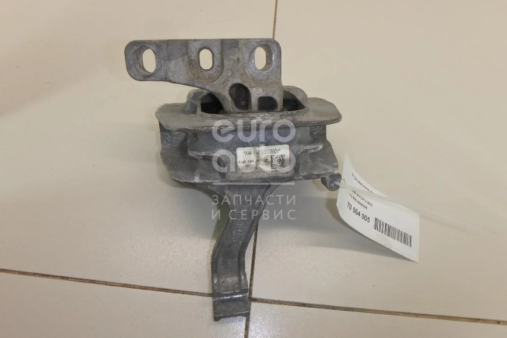 Опора двигателя правая Audi A3 8V  5Q0199262BE