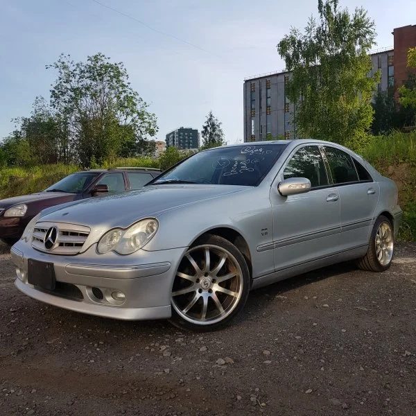 Продажа Mercedes-Benz C class 2.6 (170Hp) (112.912) RWD AT по запчастям