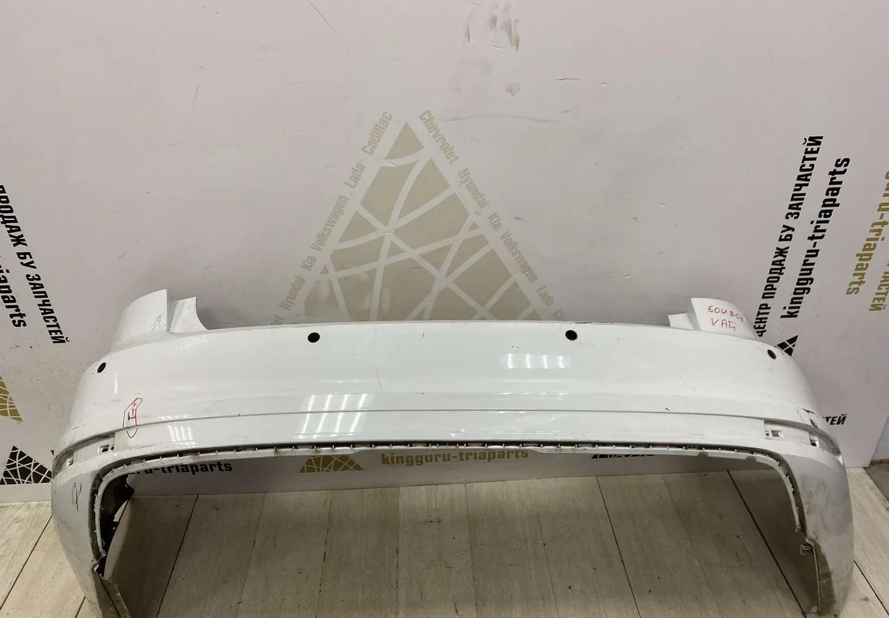 Бампер задний Volkswagen Jetta 6 рест 14-18 oem 5CU807421C