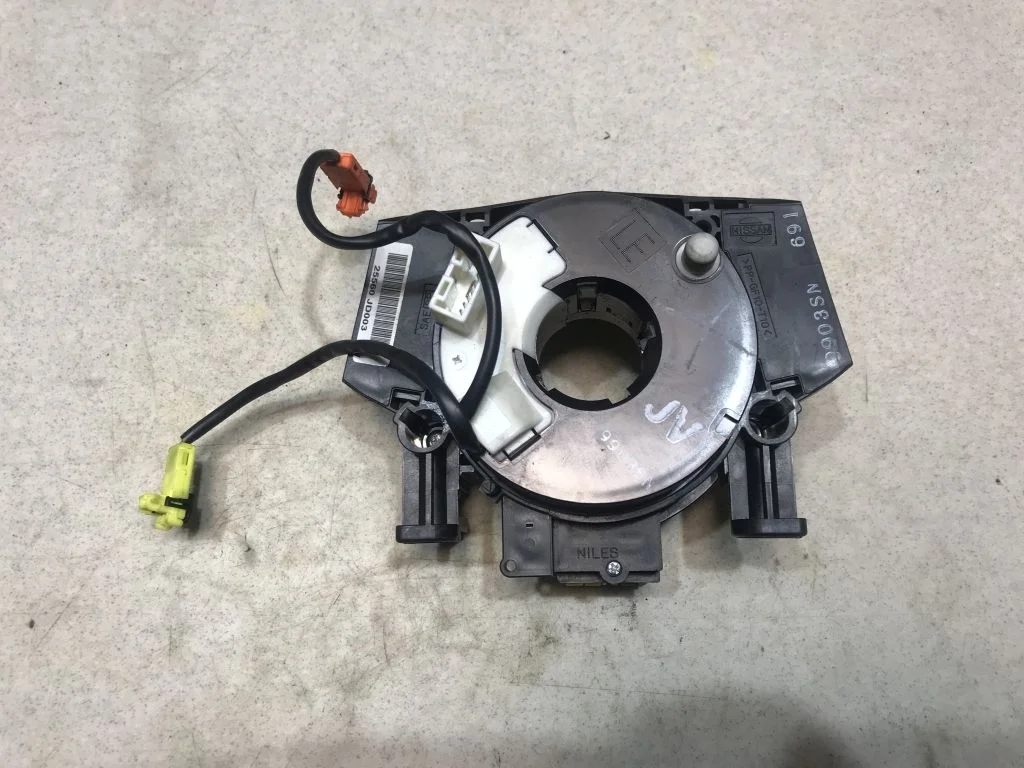 B5567JD00A Шлейф подрулевой Nissan Qashqai J10