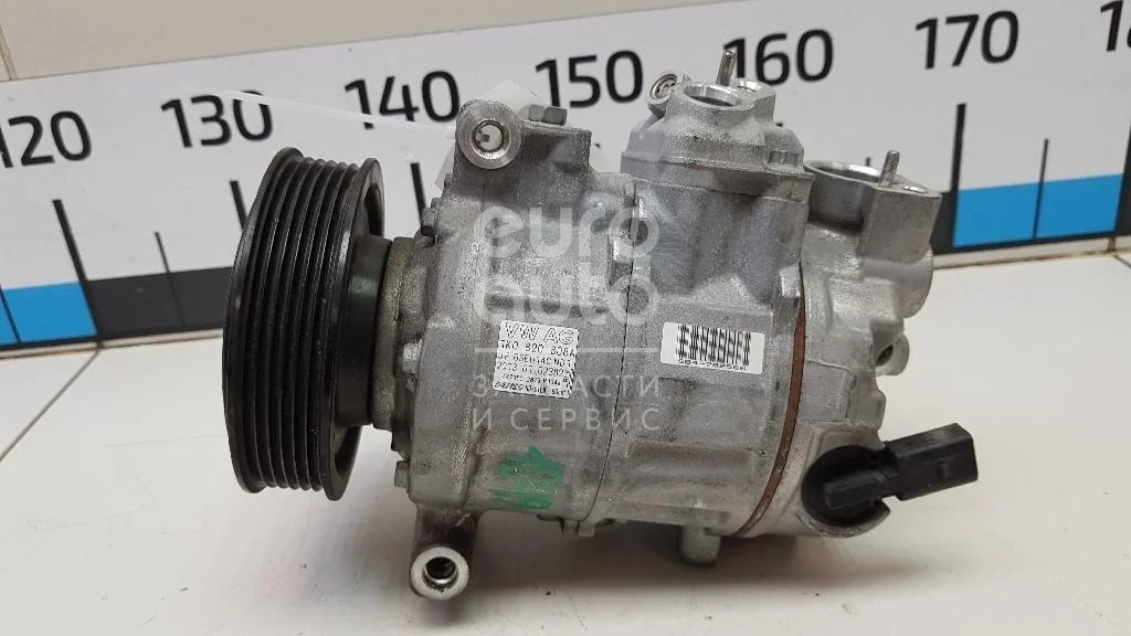 Компрессор кондиционера Audi Q3 8U  1K0820808A