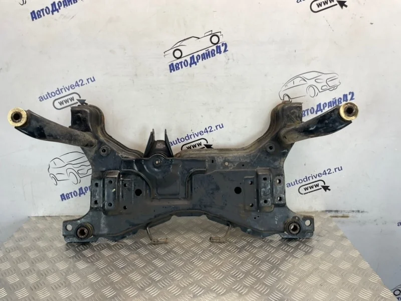 балка поперечная под двс Ford Focus 2006 CB4 ASDB 1.4L Duratec 16V PFI (75PS) - Sigma