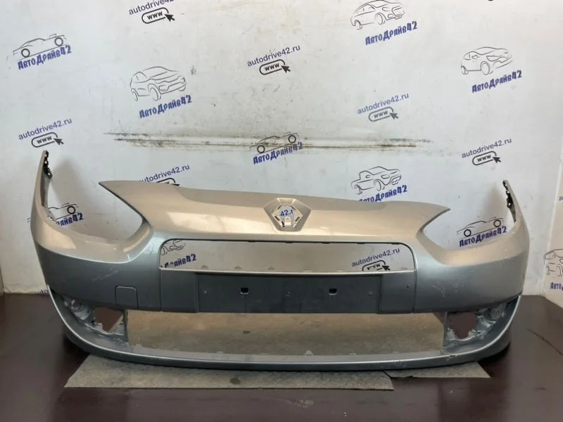 бампер Renault Fluence 2010 L30R K4M