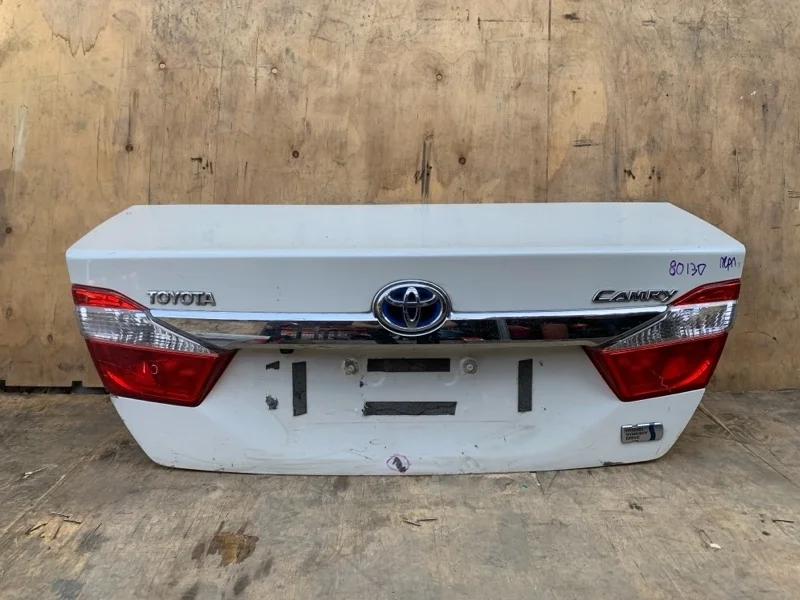 Крышка багажника Toyota Camry 2012-2017 50 55