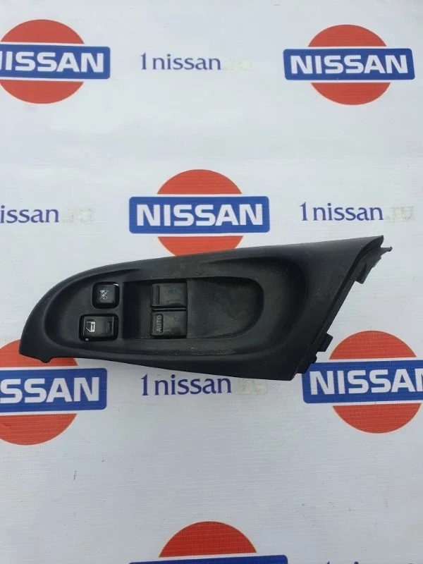 Блок управления стеклоподъемниками Nissan Almera 2000-2006 25401BU861 N16 QG16-QG18, передний левый