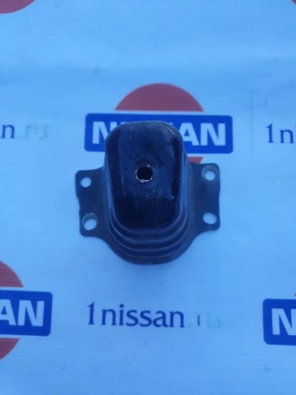 Кронштейн усилителя бампера Nissan Note 2006-2013 85212AX630 E11 HR16, задний