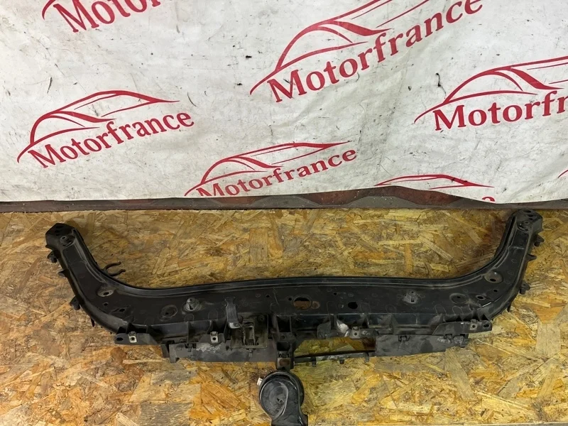 Панель передняя Renault Scenic 2003-2008 8200140478