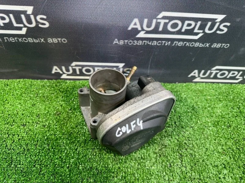 Дроссельная заслонка Volkswagen Golf 4 1997-2004 036133062L AKQ