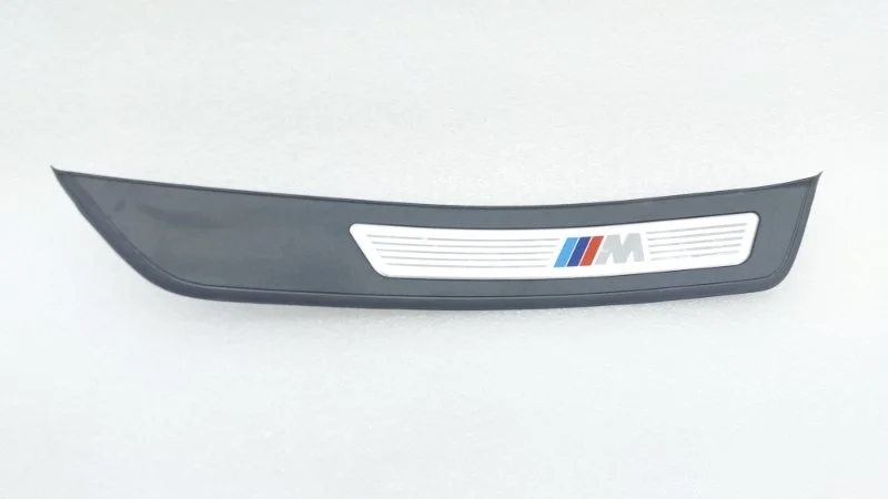 Накладка порога BMW M550dX 2013 F10