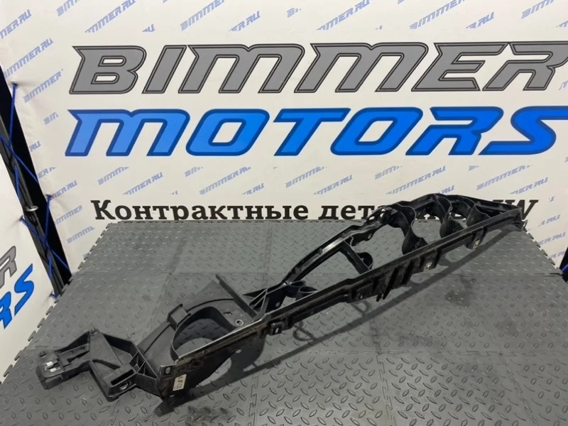 Кронштейн крыла Bmw 51657157990 Е71, правый