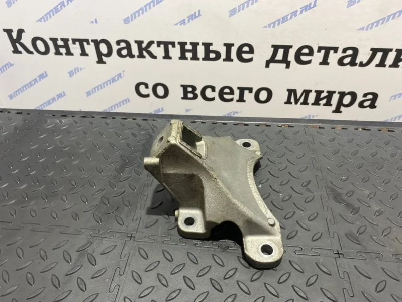 Кронштейн двигателя Bmw 22116781228 N55, правый