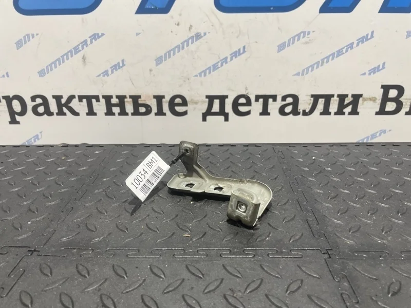 Кронштейн крыла Bmw 328Ix 41358066940 F30 N20B20A, передний правый