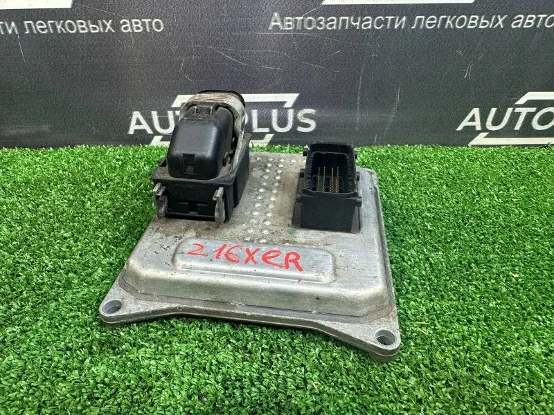 Блок управления двигателем Opel Astra H 2004-2014 55567114 1.6 Z16XER