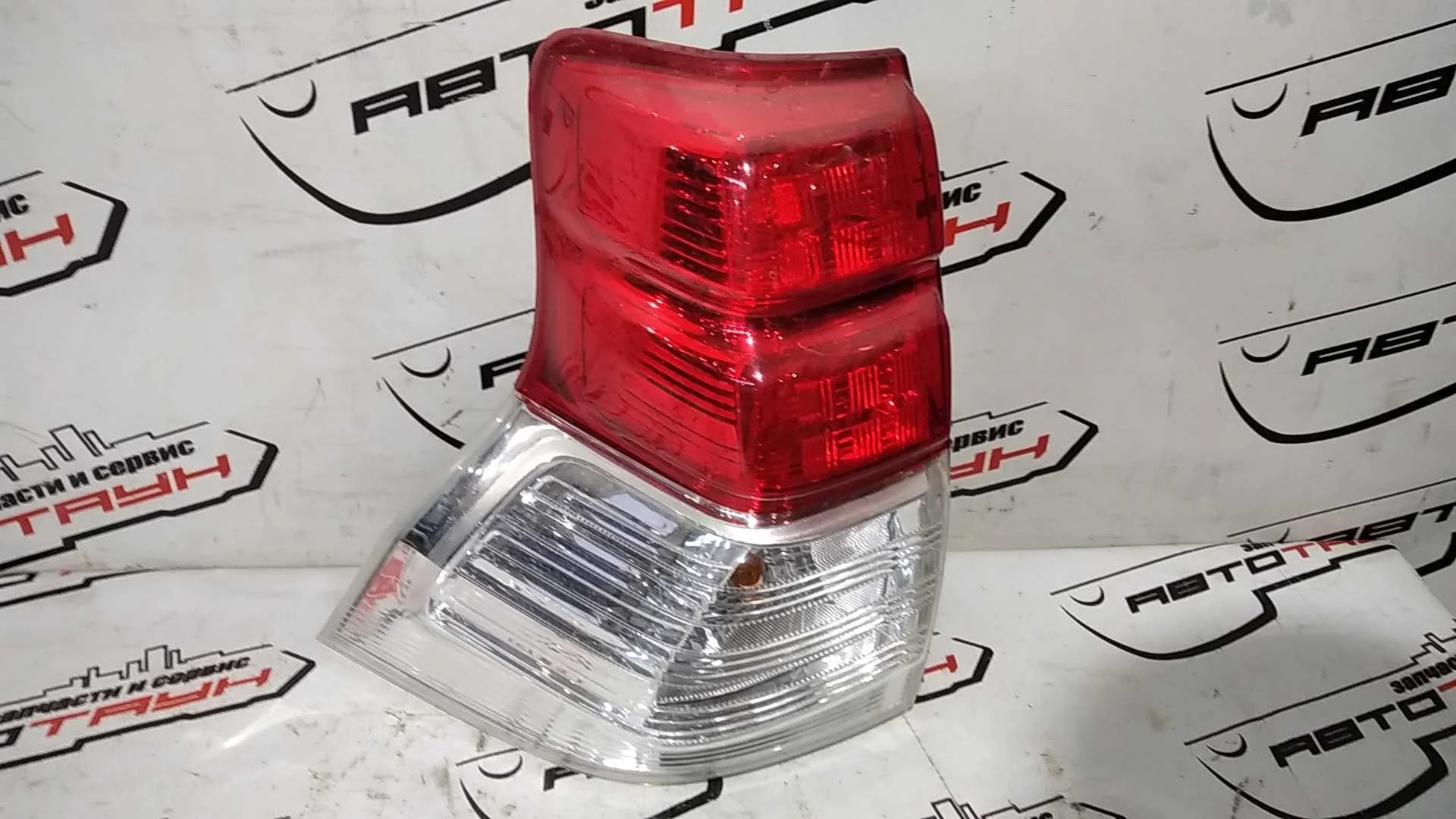 ФОНАРЬ TOYOTA LAND CRUISER PRADO GDJ150W GDJ151W GRJ150W GRJ151W KDJ150 TRJ150W 60152 1 МОДЕЛЬ ЛЕВЫЙ 8156160830 DY086