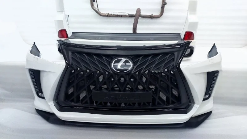 Бампер Lexus LX450d 2017 VDJ201