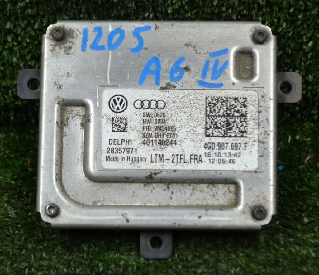 Блок управления фарой Audi / VW A6 IV, LED 4G0907697F