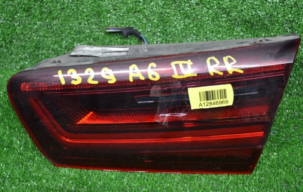 Фонарь задний правый Audi / VW A6 IV LED рест