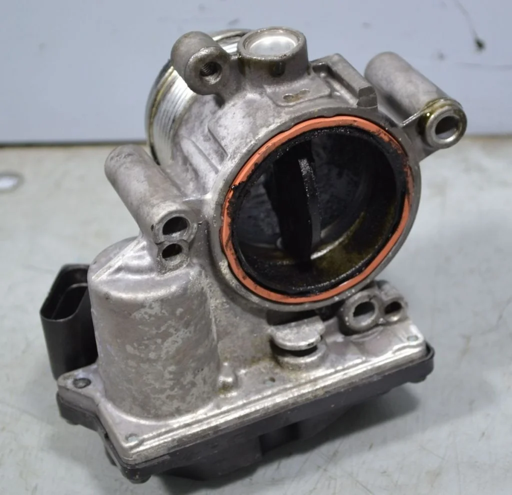 Заслонка дроссельная Audi / VW CFF CFFA 03L128063R