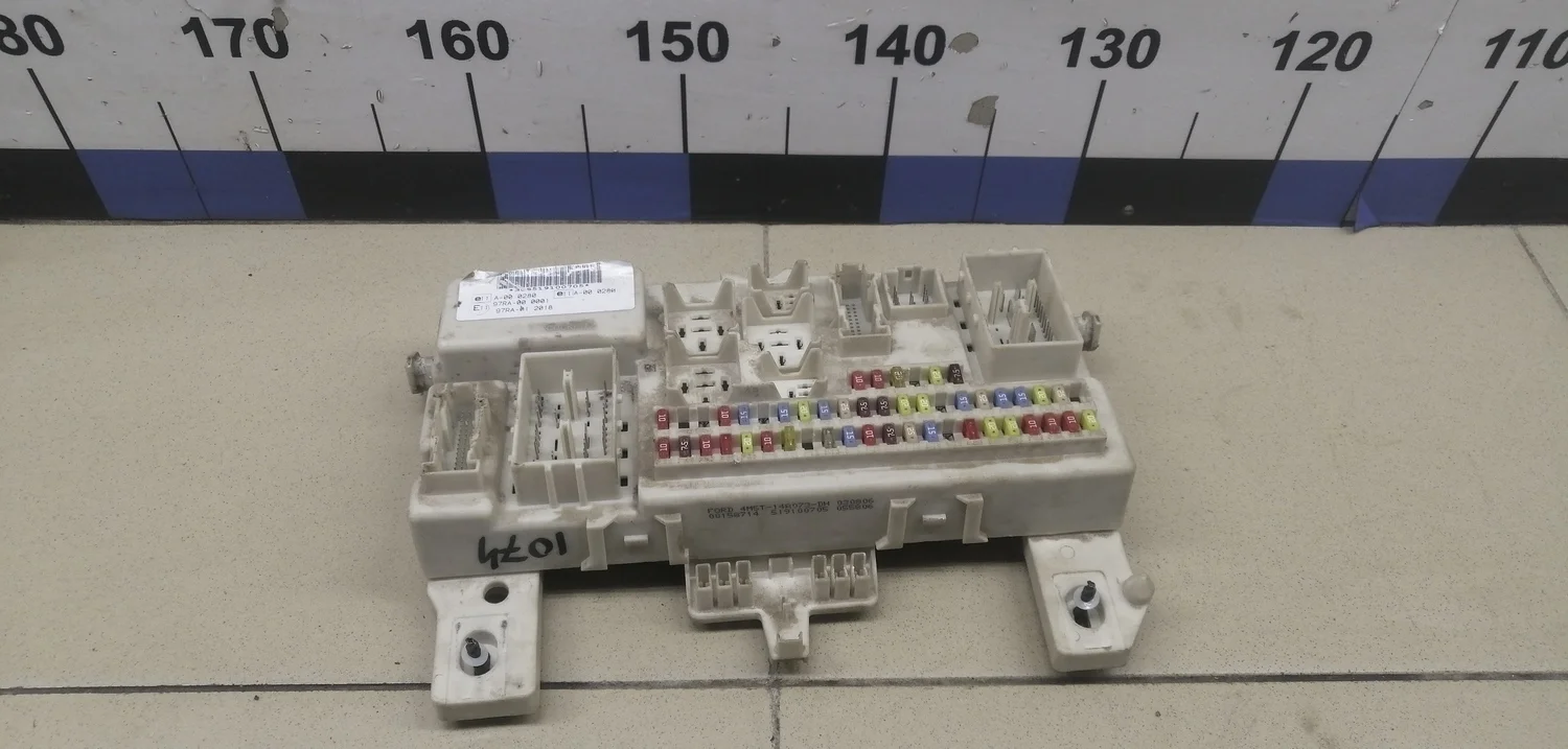 Блок предохранителей Focus II 2008-2011