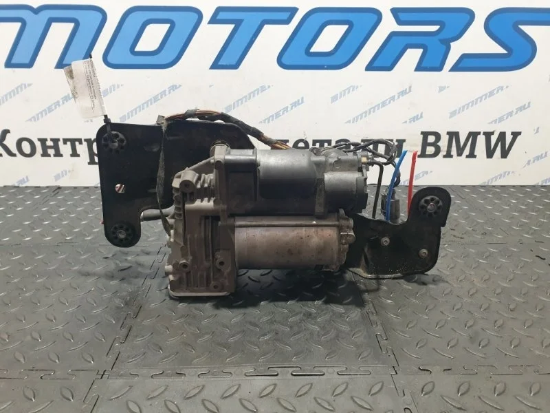 Компрессор подвески Bmw X6M 2012 37206859714 E71 S63B44A, задний