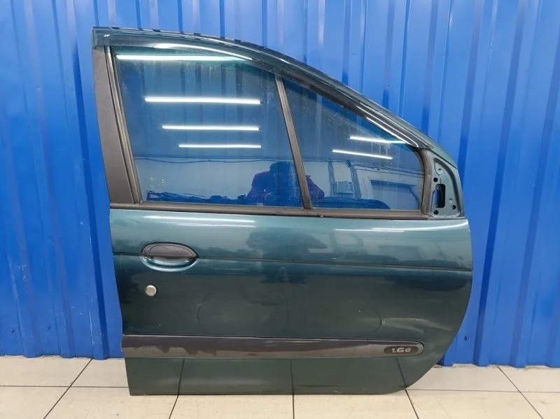 Дверь Renault Scenic 1998 7751474577 1 1.6 K7M703, передняя правая