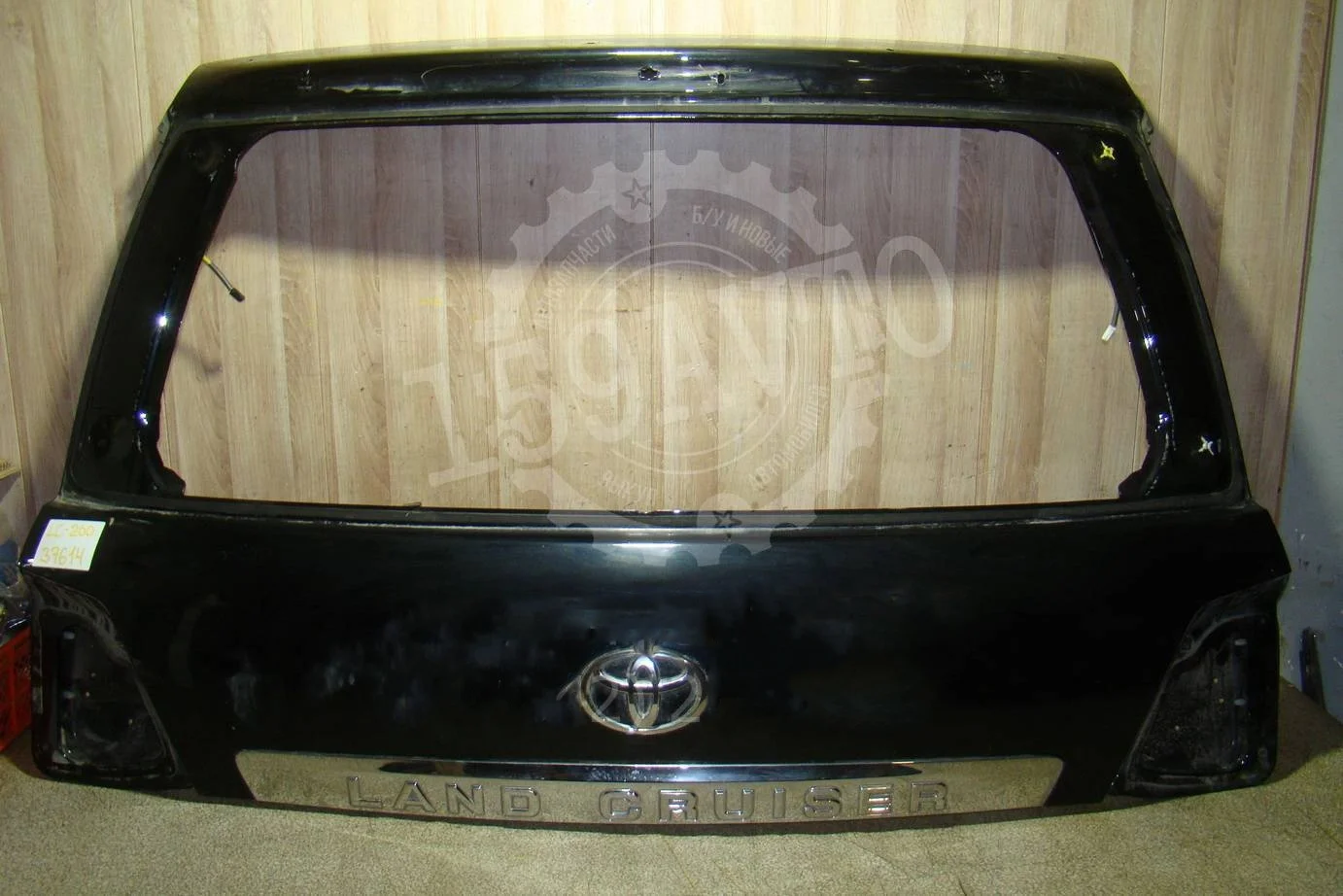 дверь багажника Toyota Land Cruiser 200 2008-2021