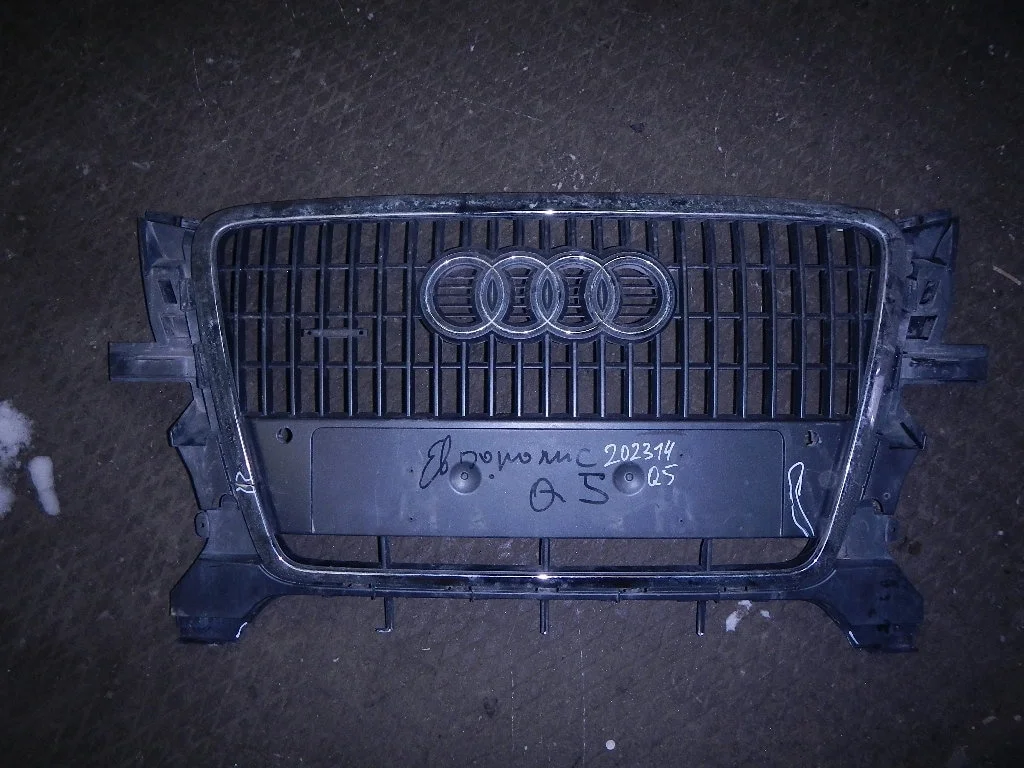 Решетка радиатора, Audi (Ауди)-Q5 (8R) (08-16)