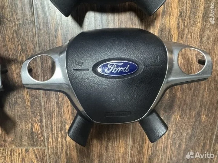 Подушка безопасности в руль ford focus 3