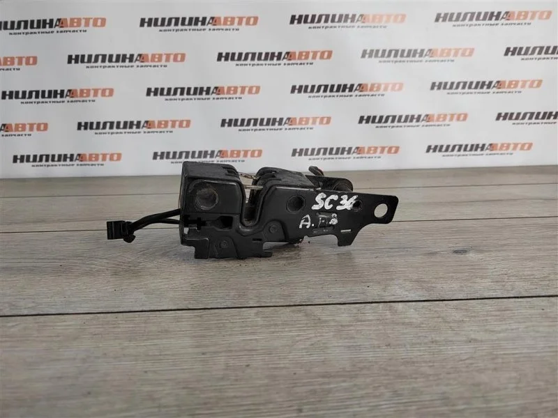 Замок капота Audi A3 8P 2004 8P0823509D КУПЕ 8P1 1.6 MPI BGU