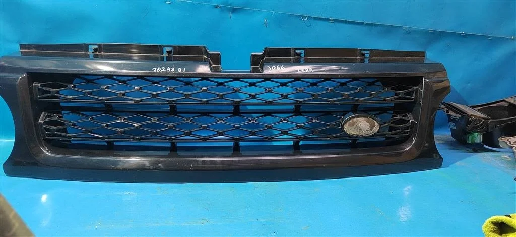 Решетка радиатора Land Rover RANGE ROVER SPORT L3