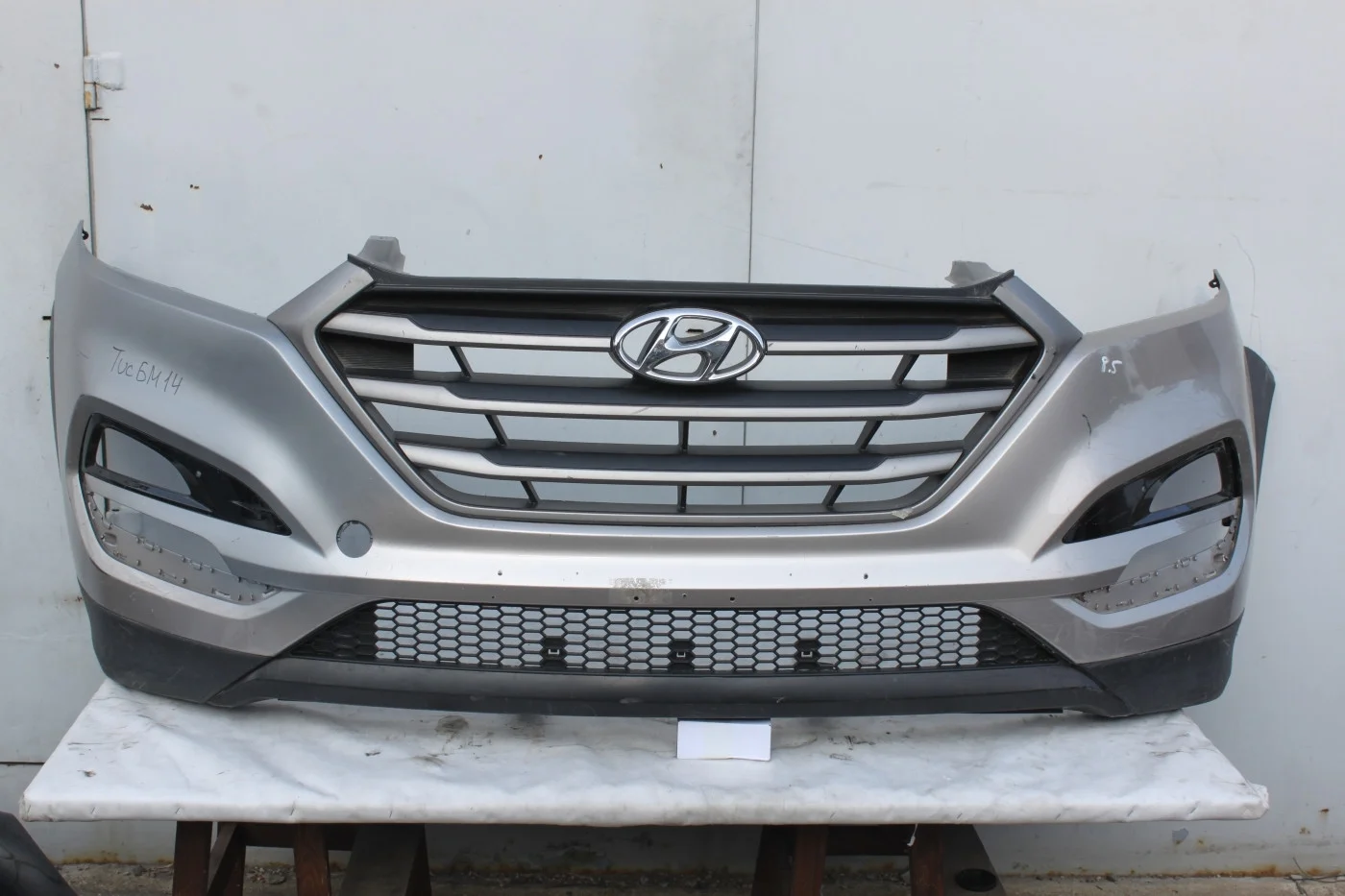 Бампер передний Hyundai Tucson 3 2015-2018 TucБМ14