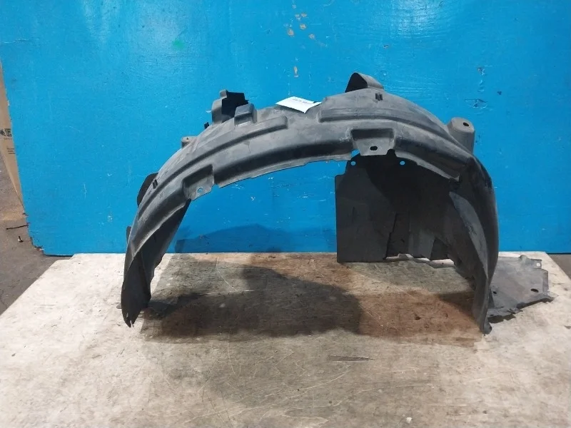 Подкрылок Nissan Qashqai J11 2014-2019