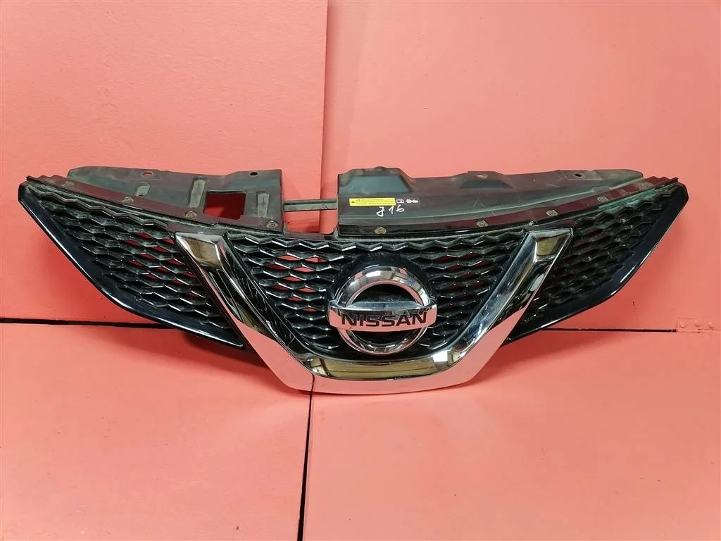 решетка радиатора Nissan QASHQAI J11 2014-2019