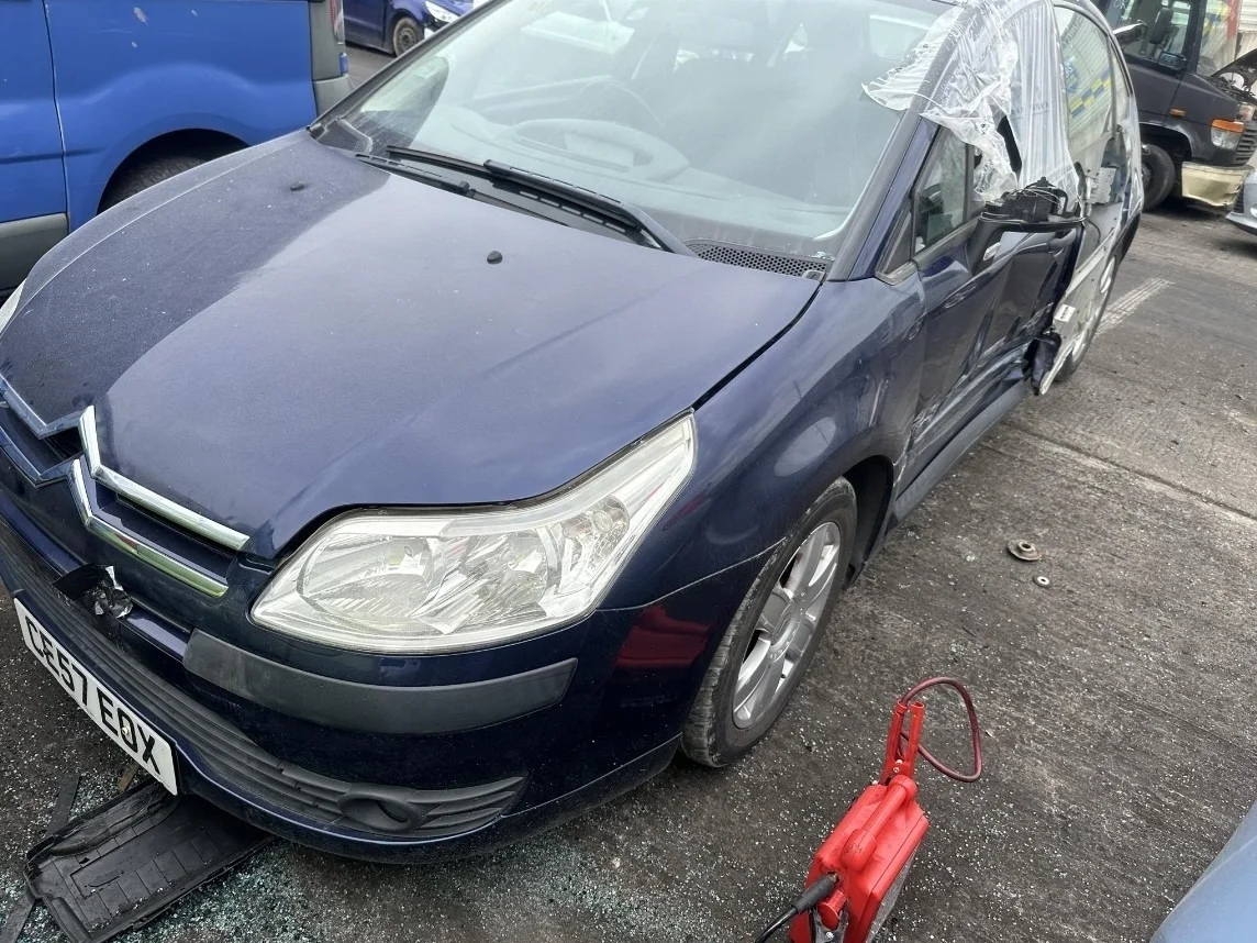 Крыло Citroen C4 2005-2011 Хетчбэк, дверей