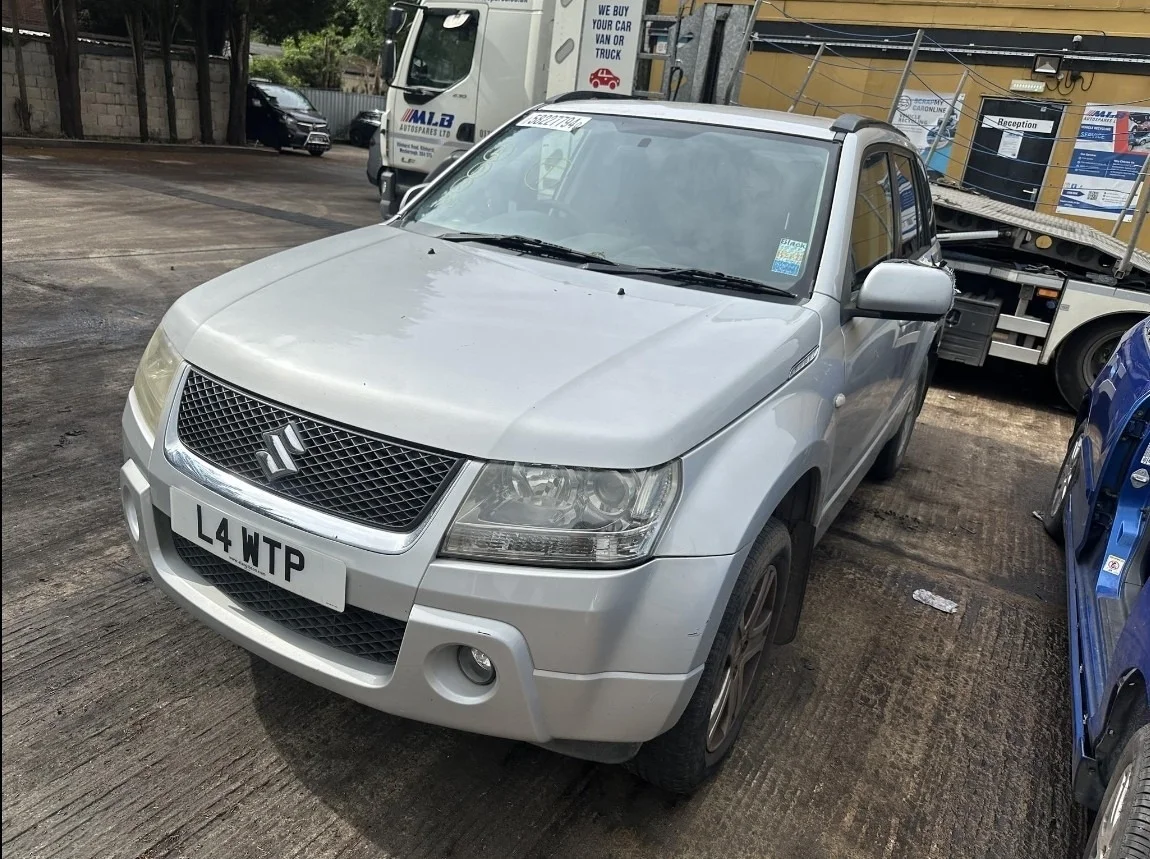 Крыло Suzuki Grand Vitara 2005-2016 SUV