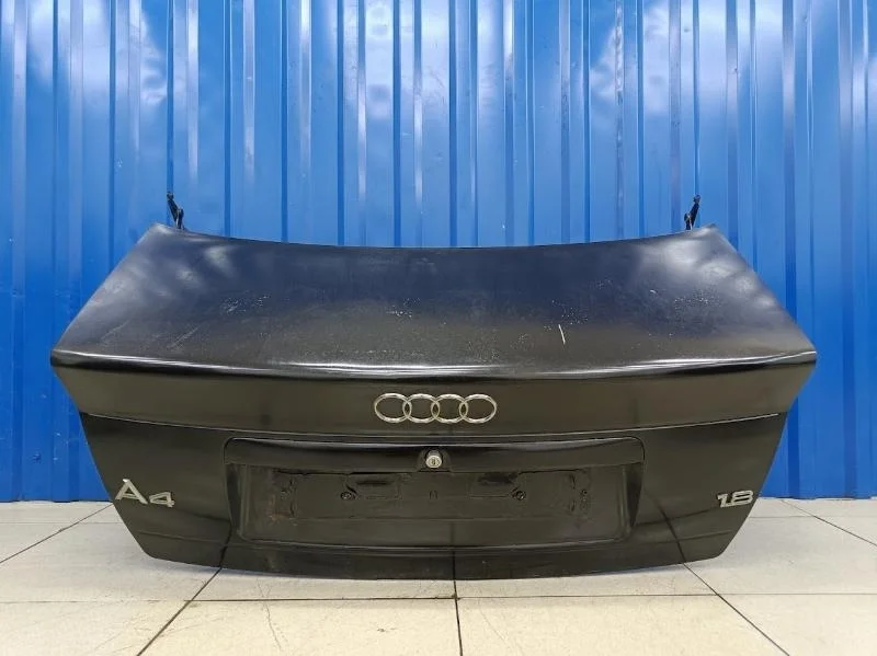 Крышка багажника Audi A4 1998 8D5827023Q B5 1.8 ADR