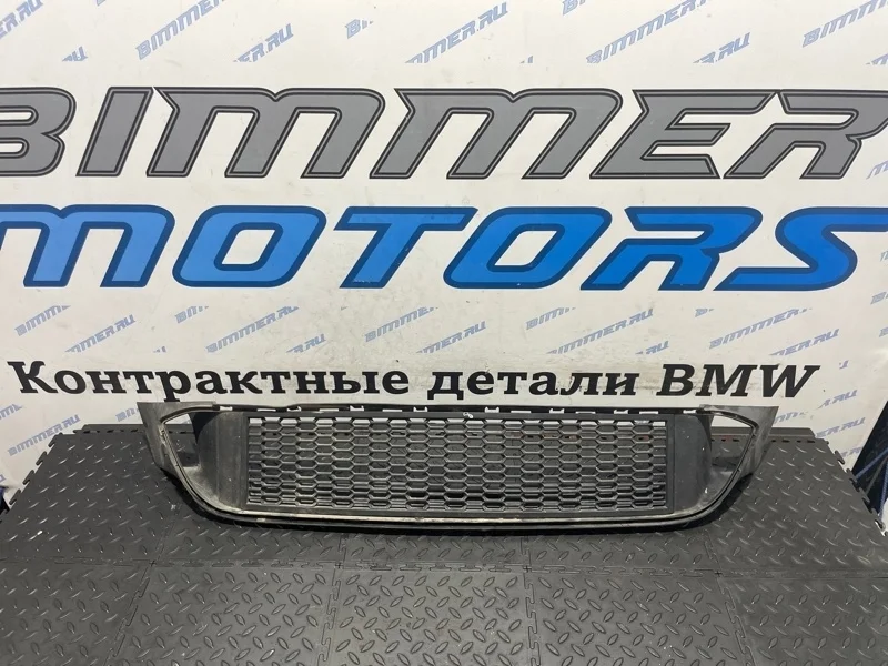 Решетка в бампер Bmw 550Ix 51117903894 F10 N63B44A, передняя