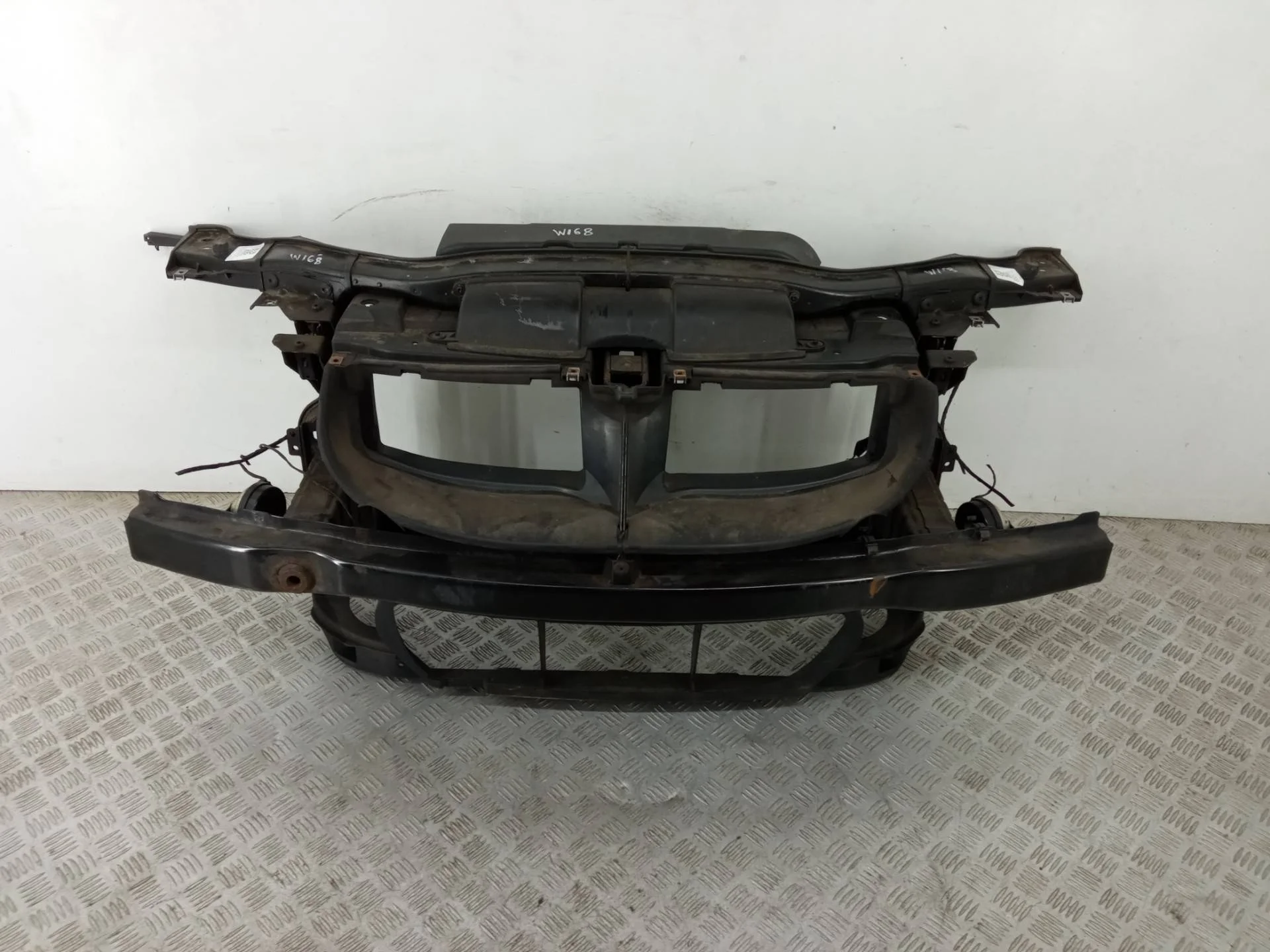 Передняя панель (телевизор) BMW 3 E90/E91/E92/E93 E90 2007 51647173564