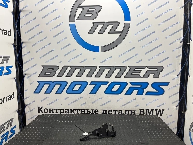 Кронштейн Bmw 5 12527640246 F10