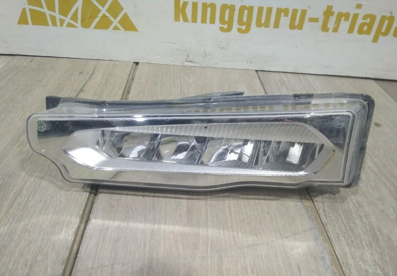 Фара ЛЭД LED противотуманная левая бу BMW X3 G01 OEM 63177412527