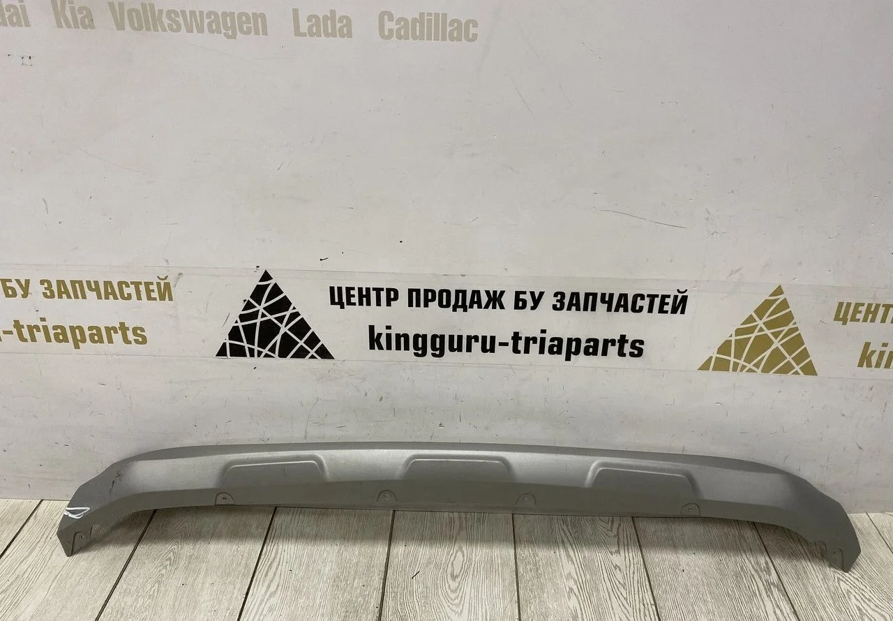 Накладка переднего бампера нижняя Renault Kaptur OEM 620720385R