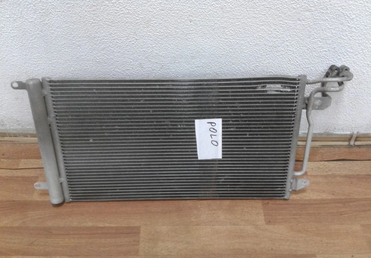 Радиатор кондиционера Volkswagen Polo oem 6c0816411b